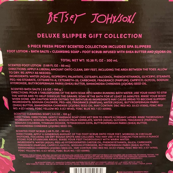 🌺Betsey Johnson New Pink Slippers Body Care Set - Picture 6 of 7
